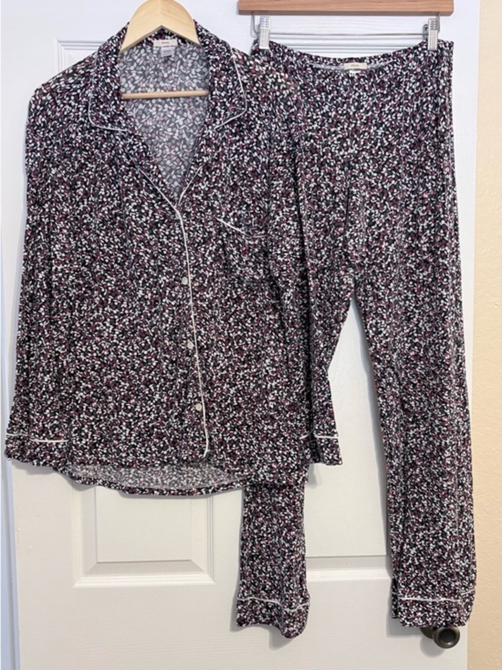 Eberjey Gisele Modal PJ Set – Navy Micro Leaf & Berry Print Medium